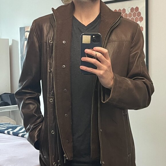 Danier Genuine Leather (Brown) Jacket (with detachable vest lining) *Vintage* - Picture 2 of 14